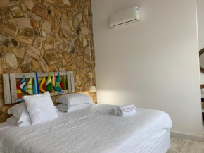 Almas Gêmeas suíte com cozinha praia da Ribeira